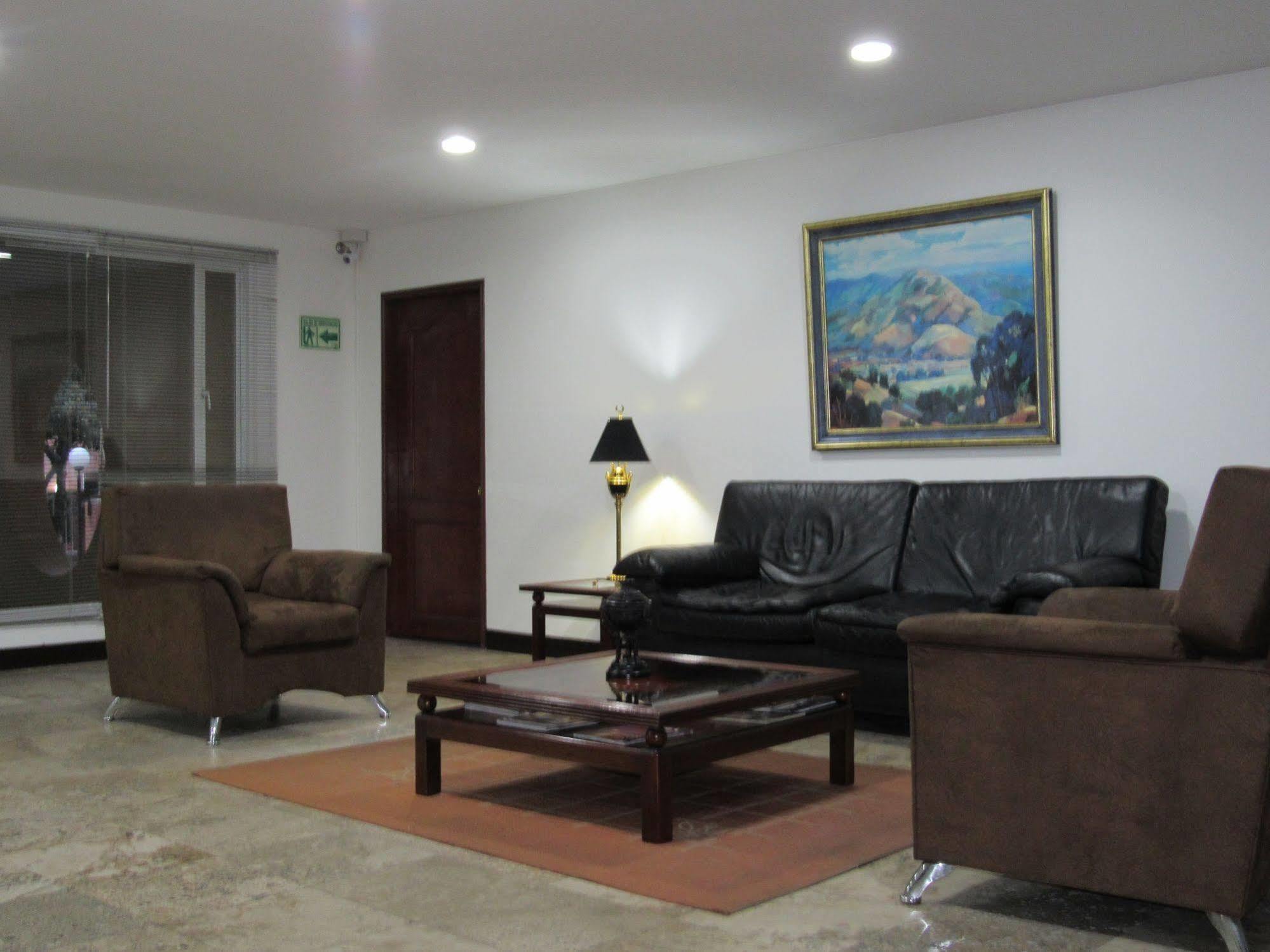 Apartamentos Santa Maria Μπογκοτά Εξωτερικό φωτογραφία